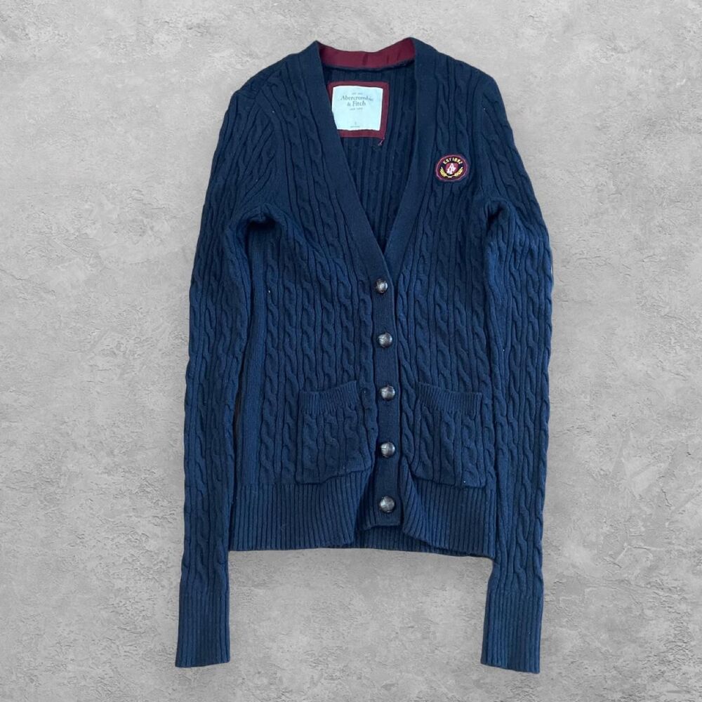 VTG Abercrombie & Fitch Cable Knit Cardigan Navy S Crest Patch Preppy